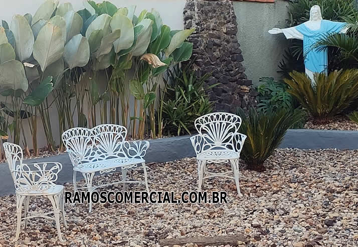 Conjunto de bancos para varanda