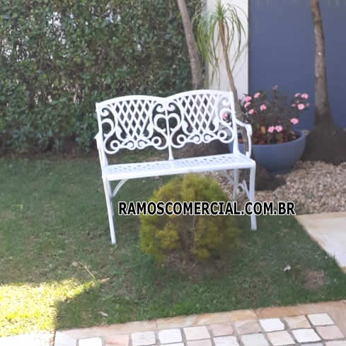 Banco para jardim