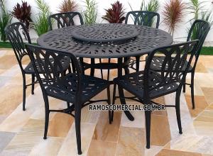 Conjunto mesa e cadeiras área externa